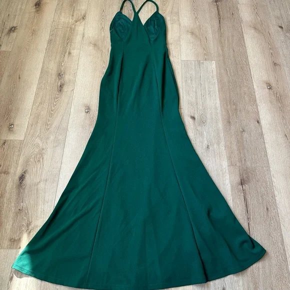 Lulu’s Amelia Elegant Forest Green formal Maxi Dress small - Picture 4 of 12